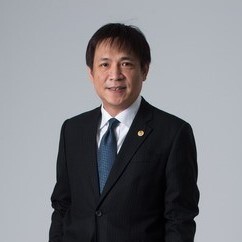 王甡